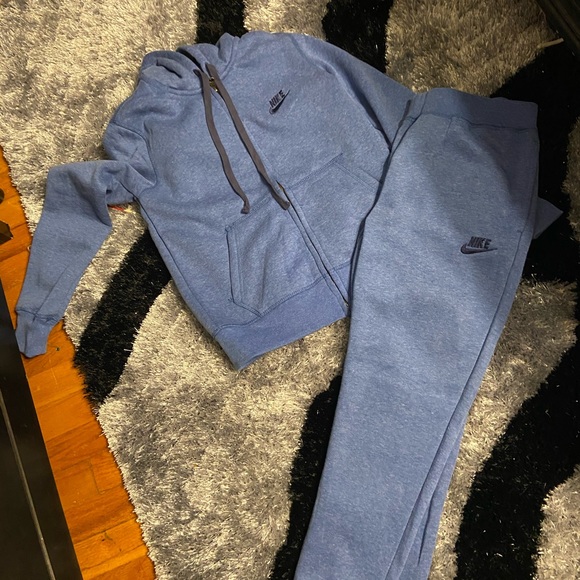 Brand new with tags nikes $90 a piece - Picture 5 of 10